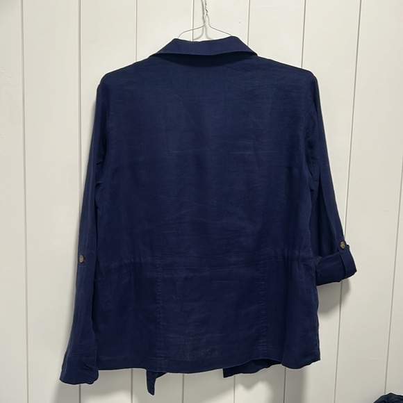 Size 12 women’s Coldwater Creek navy linen top - Picture 8 of 10